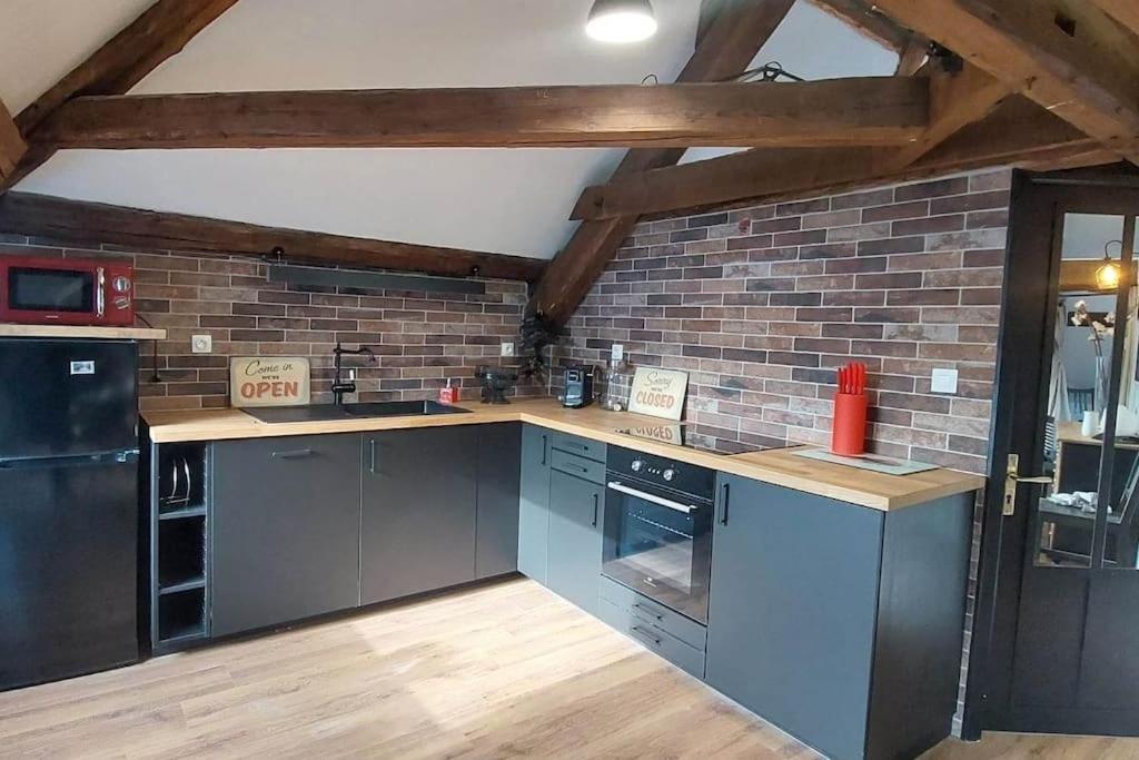*New*Les Amandines Le Loft* Wifi Lägenhet Allevard Exteriör bild